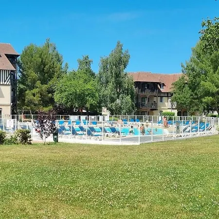 Balcon Avec Vue Sur Le Golf - Parking Gratuit Sur Place Et Piscine Chauffee Apartament