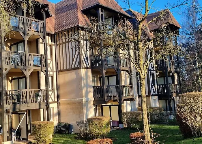 Balcon Avec Vue Sur Le Golf - Parking Gratuit Sur Place Et Piscine Chauffee