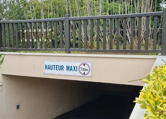 Apartment Balcon Avec Vue Sur Le Golf - Parking Gratuit Sur Place Et Piscine Chauffee