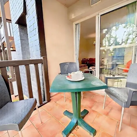 Balcon Avec Vue Sur Le Golf - Parking Gratuit Sur Place Et Piscine Chauffee