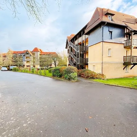 Appartamento Balcon Avec Vue Sur Le Golf - Parking Gratuit Sur Place Et Piscine Chauffée Deauville