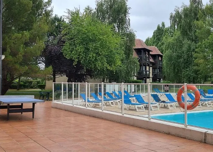 Balcon Avec Vue Sur Le Golf - Parking Gratuit Sur Place Et Piscine Chauffee * 多维尔