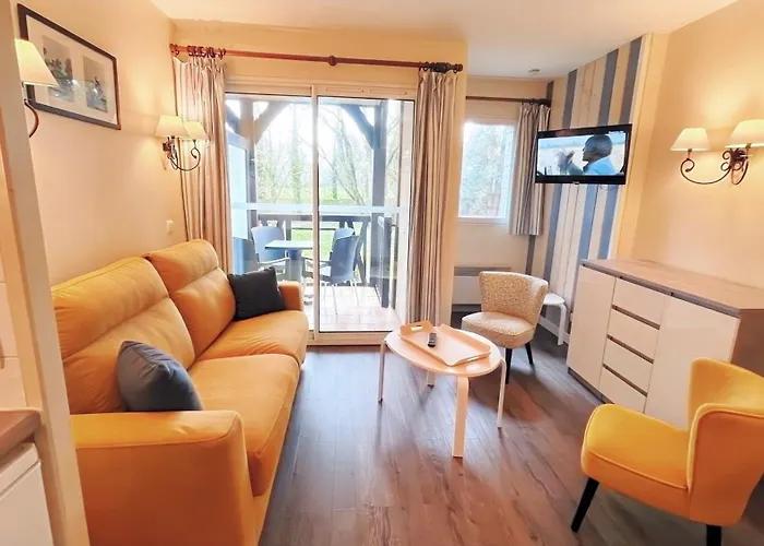 Apartamento Balcon Avec Vue Sur Le Golf - Parking Gratuit Sur Place Et Piscine Chauffée Deauville